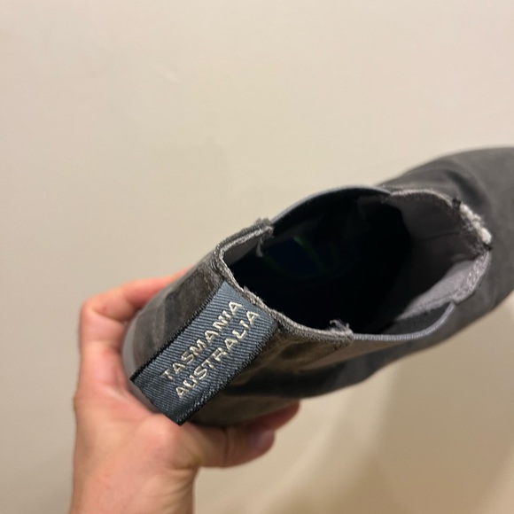 BLUNDSTONE active Chelsea boot, men’s size 10, rubber soles and synthetic uppers - Picture 7 of 9